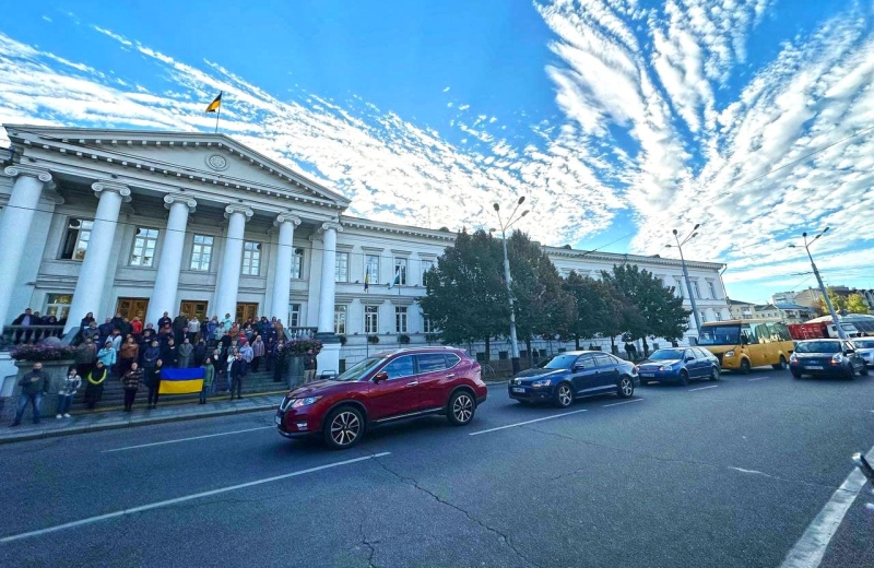 Полтавська міськрада ухвалила рішення про забезпечення щоденного проведення хвилини мовчання о 9-й ранку