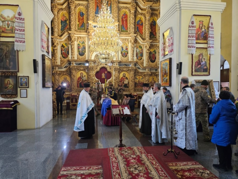 У Полтаві попрощалась із загиблим військовим Владиславом Скрягою