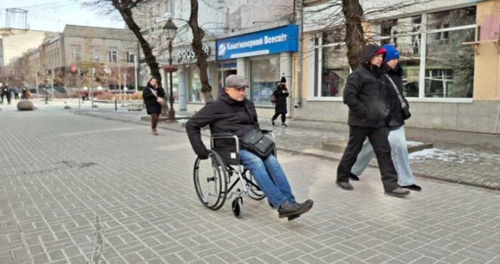 У Луцьку перевірили перший маршрут безбар’єрності